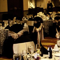 banquet tables with table cloths
